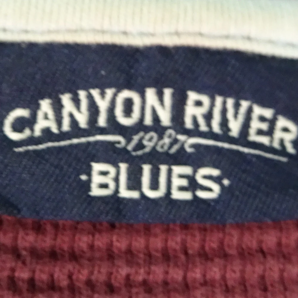 Canyon River Blues Burgundy Thermal Large - Picture 3 of 4